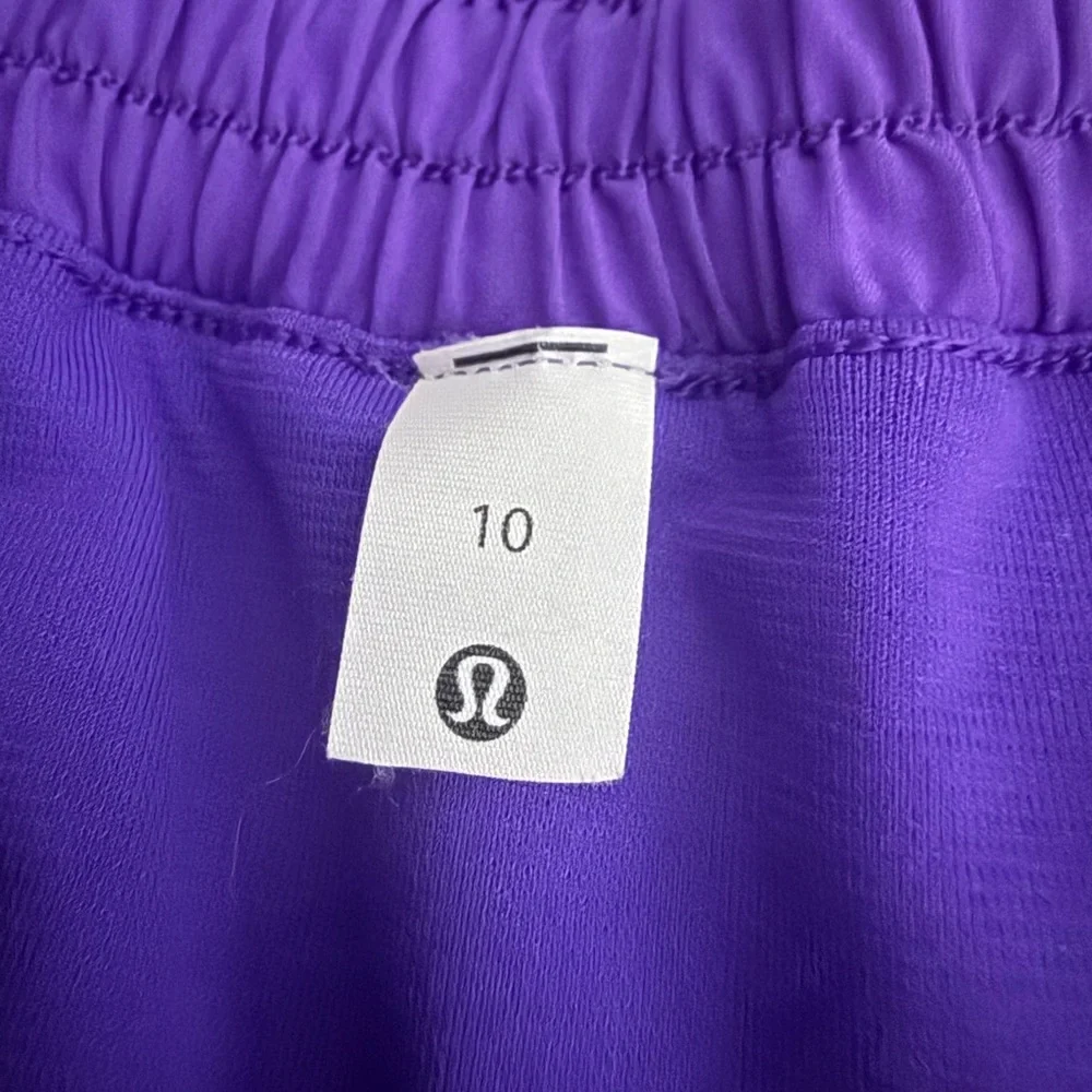 Lululemon Hottie Hot HR Short 4’’ - Picture 3 of 4